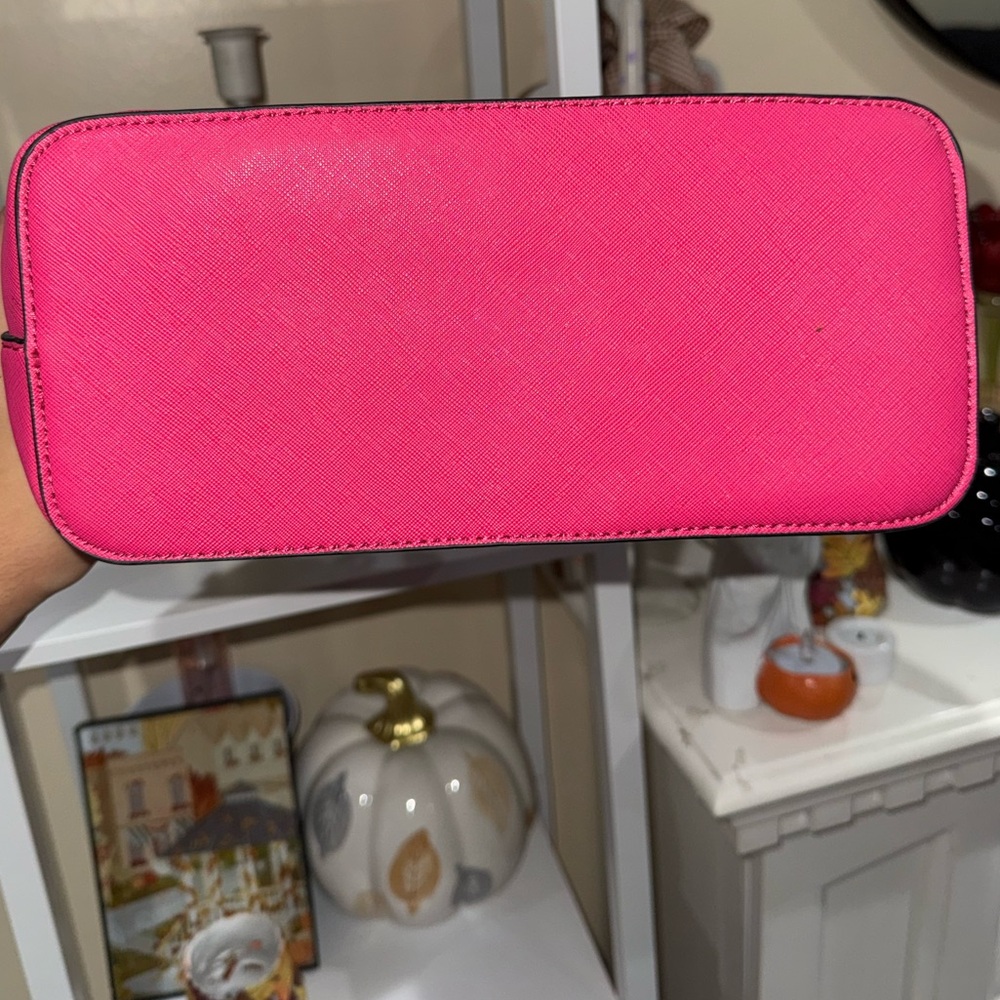 Pink Designer Handbag - Picture 4 of 5